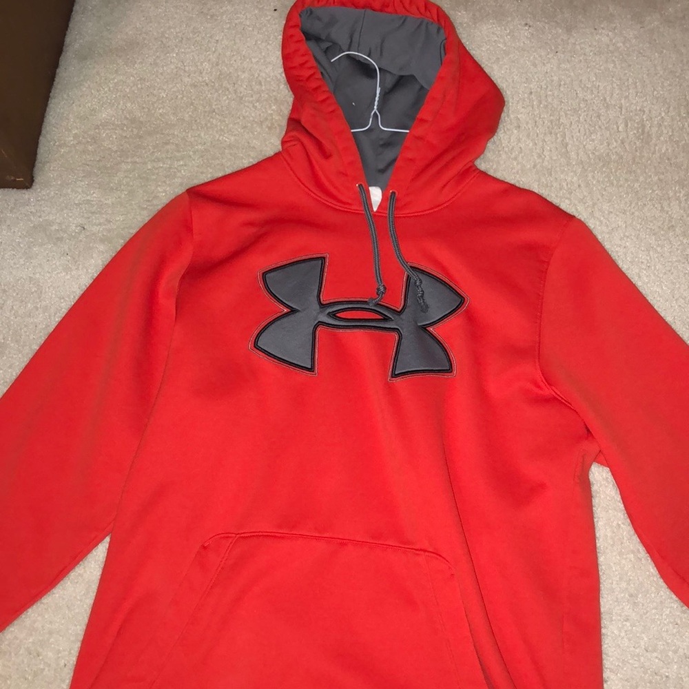Under Armour Hoodie